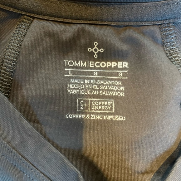 Tommie Copper - Shoulder Support compression t-shirt - Picture 3 of 5